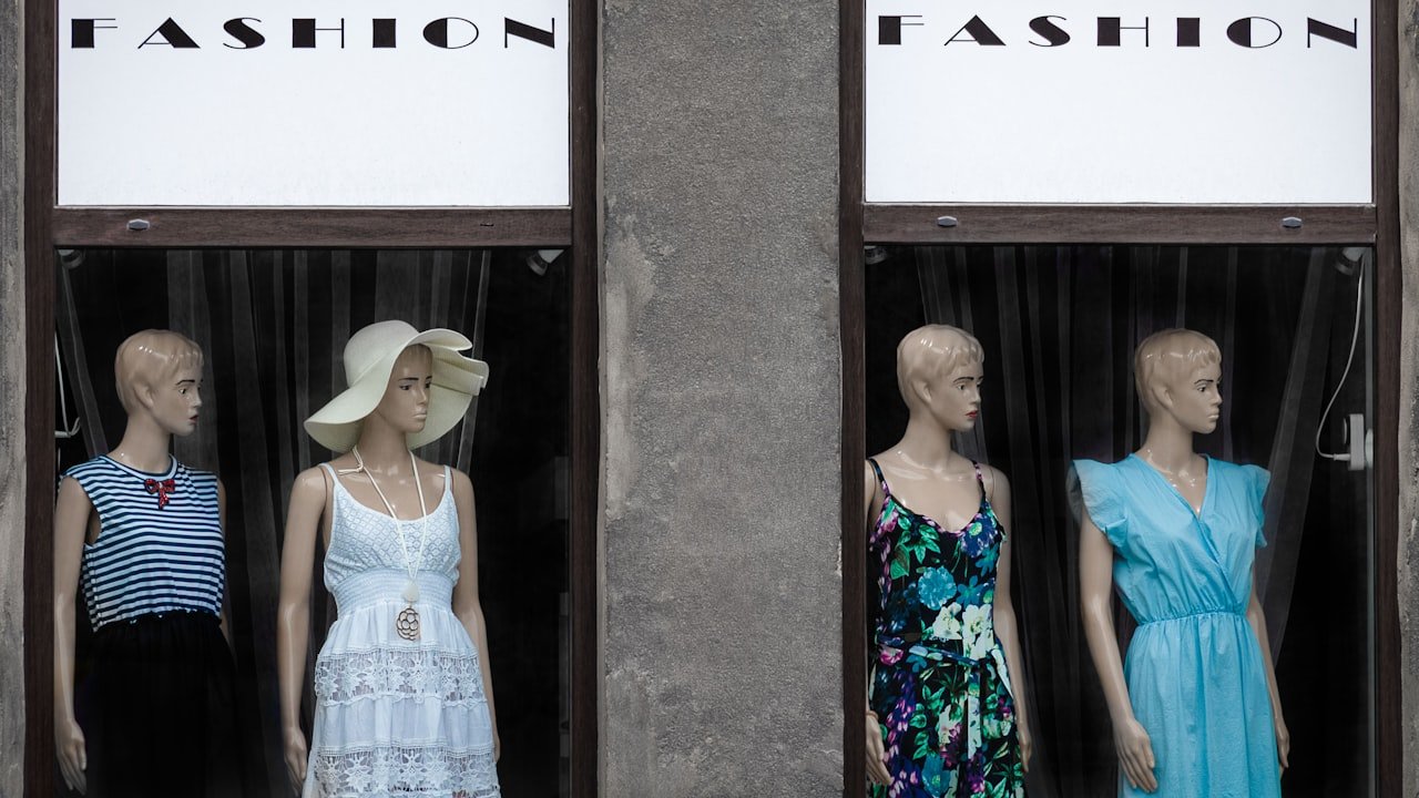 Factors That Influence Trendy Mens Eyeglasses Cost